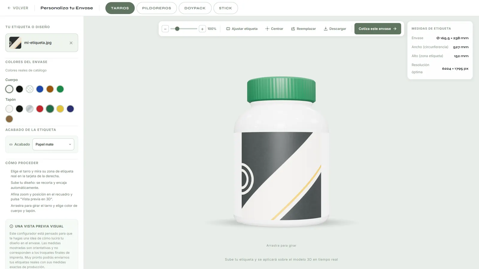 Akumal's 3D configurator: a supplement jar with a label applied in real time